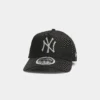 New Era New York Yankees 9FORTY A-Frame Reflective Logo Snapback Black/3M -Mitchell & Ness Shop 01013754 YB011 default 0010 2d7a4556 d2b5 4150 abe8 808e618f2ac2