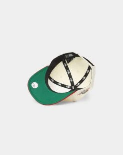 New Era Cincinnati Reds 1990 'Off White World Series Side Patch' Old Golfer Snapback Chrome White 7 New Era Cincinnati Reds 1990 'Off White World Series Side Patch' Old Golfer Snapback Chrome White -Mitchell & Ness Shop 01022646 YC228 default 0060