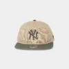 New Era New York Yankees Golfer Snapback Khaki/Olive 2 New Era New York Yankees Golfer Snapback Khaki/Olive -Mitchell & Ness Shop 01023607 YK018 default 0010