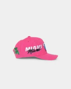 Mitchell & Ness Miami Heat 'Highway' Pro Crown Snapback Pink -Mitchell & Ness Shop 01026597 YP001 default 0030