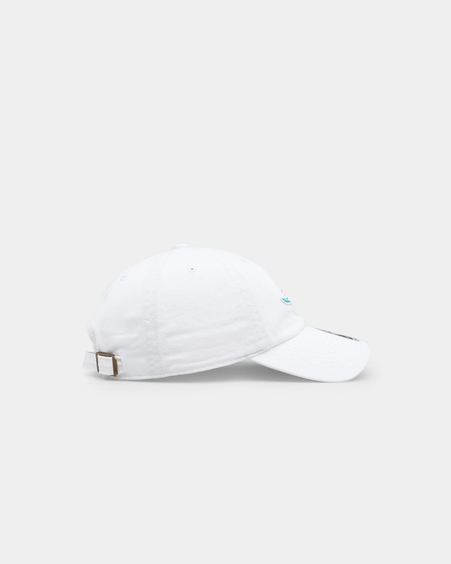 47 Brand Miami Dolphins '47 Clean Up Strapback White '47 BRAND 47 Brand Miami Dolphins '47 Clean Up Strapback White -Mitchell & Ness Shop 01029437 YW100 default 0030