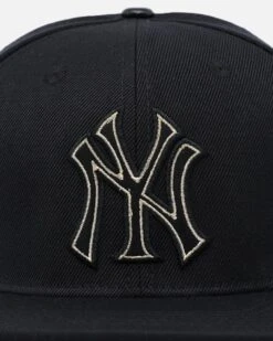 Pro Standard New York Yankees 'Black & Gold' Snapback Black/Gold -Mitchell & Ness Shop 01029727 YB001 default 0050