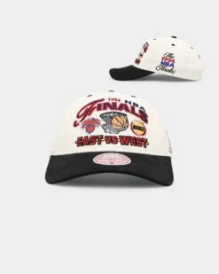 Mitchell & Ness New York Knicks 'Versus' Houston Rockets Deadstock Snapback Off White/Black