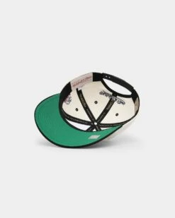 Mitchell & Ness New York Knicks 'Versus' Houston Rockets Deadstock Snapback Off White/Black -Mitchell & Ness Shop 01030506 YO240 default 0060