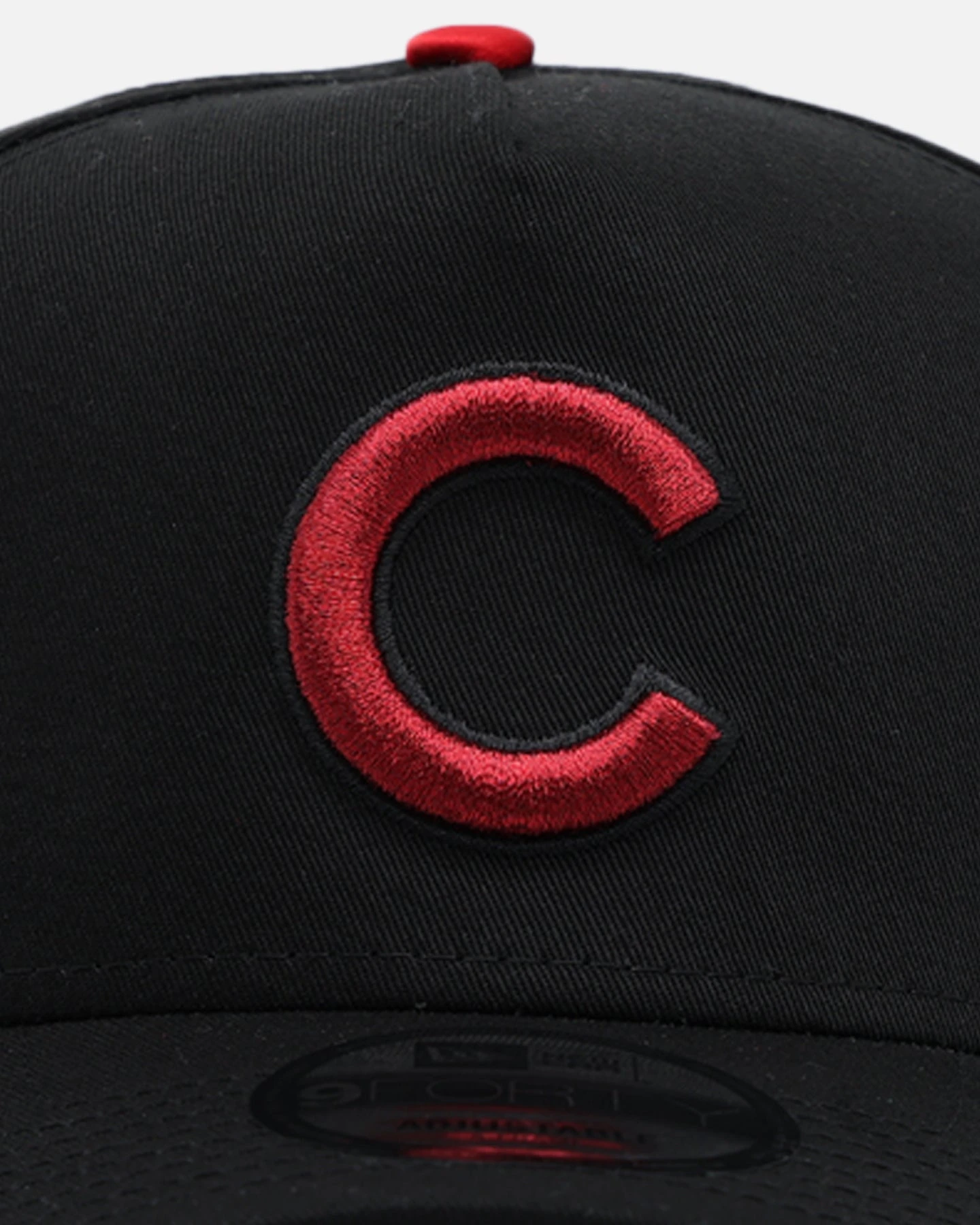New Era Chicago Cubs 'Satin Scarlet' 9FORTY A-Frame Snapback Black/Scarlet New Era Chicago Cubs 'Satin Scarlet' 9FORTY A-Frame Snapback Black/Scarlet -Mitchell & Ness Shop 01030527 YB321 default 0050