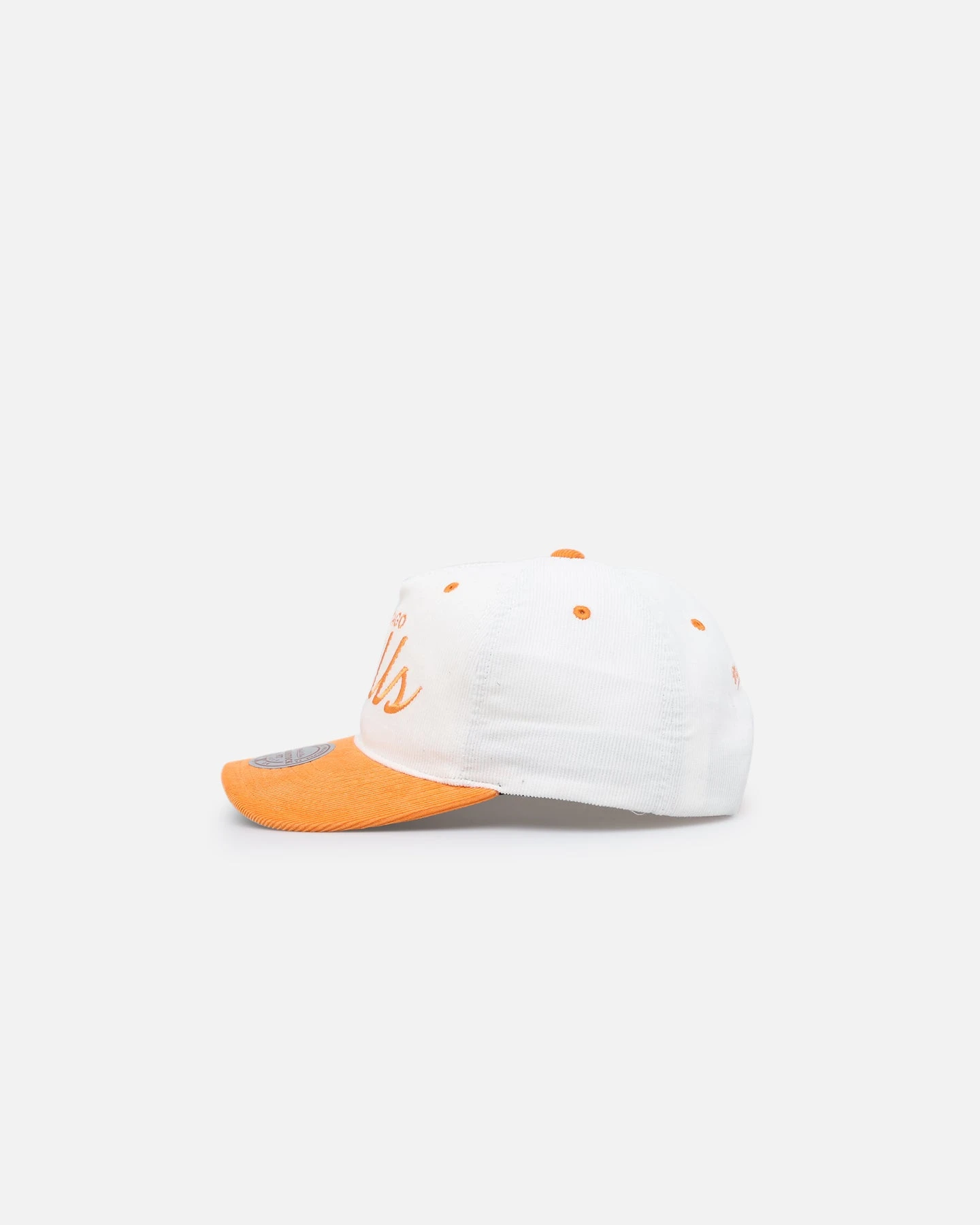 Mitchell & Ness Chicago Bulls Pastel Corduroy Snapback White Cream/Orange Mitchell & Ness Chicago Bulls Pastel Corduroy Snapback White Cream/Orange -Mitchell & Ness Shop 01032440 YX676 default 0040