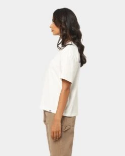 Majestic Athletic Women's New York Yankees Bespoke Logo T-Shirt Vintage White 7 Majestic Athletic Women's New York Yankees Bespoke Logo T-Shirt Vintage White -Mitchell & Ness Shop 02033912 YV003 womens 0060