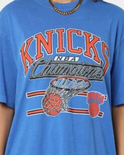 Mitchell & Ness New York Knicks Hoops Vintage T-Shirt Faded Blue 4 Mitchell & Ness New York Knicks Hoops Vintage T-Shirt Faded Blue -Mitchell & Ness Shop 02036535 YF436 womens 0030