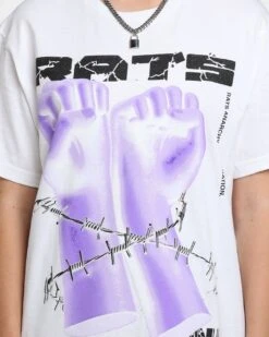 Rats Get Fat Throwing Hands T-Shirt White 4 Rats Get Fat Throwing Hands T-Shirt White -Mitchell & Ness Shop 02039077 YW100 womens 030