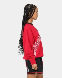 Mitchell & Ness Women's Chicago Bulls Big Face 5.0 Crewneck Red 6 Mitchell & Ness Women's Chicago Bulls Big Face 5.0 Crewneck Red -Mitchell & Ness Shop 02039151 YR001 womens 0050