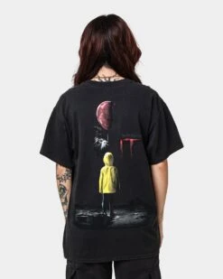 American Thrift X IT Lover Vintage T-Shirt Black Wash -Mitchell & Ness Shop 02039331 YB295 womens 0040