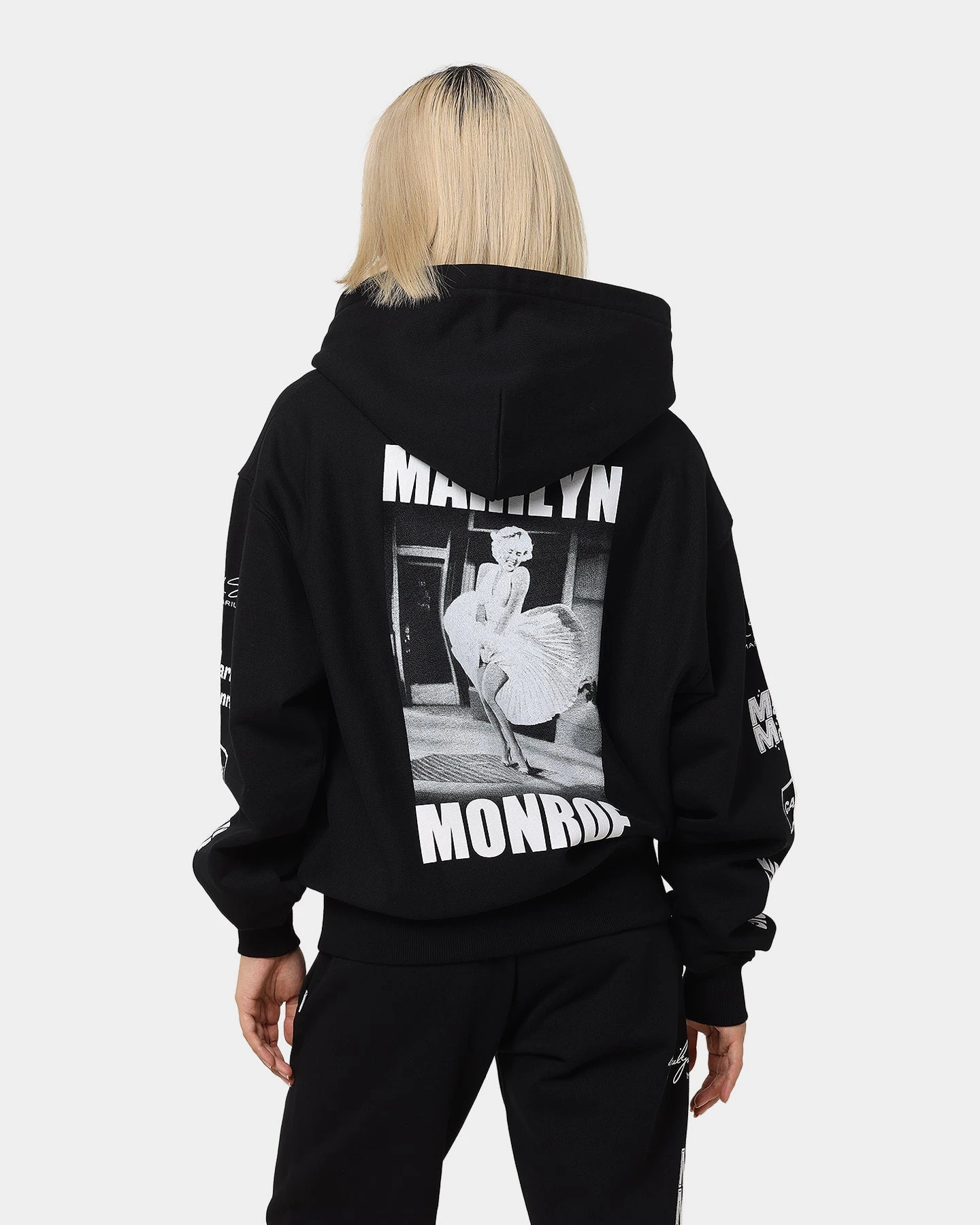 Carré X Marilyn Monroe Bold Is Beautiful Hoodie Black Carré X Marilyn Monroe Bold Is Beautiful Hoodie Black -Mitchell & Ness Shop 02041061 YB001 womens 0020