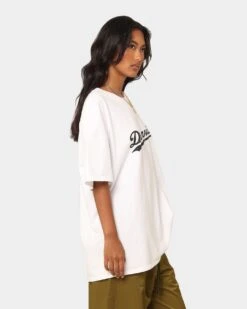 Dreamville Dreamville Logo Vintage T-Shirt Off White 6 Dreamville Dreamville Logo Vintage T-Shirt Off White -Mitchell & Ness Shop 02042273 YO007 womens 0050