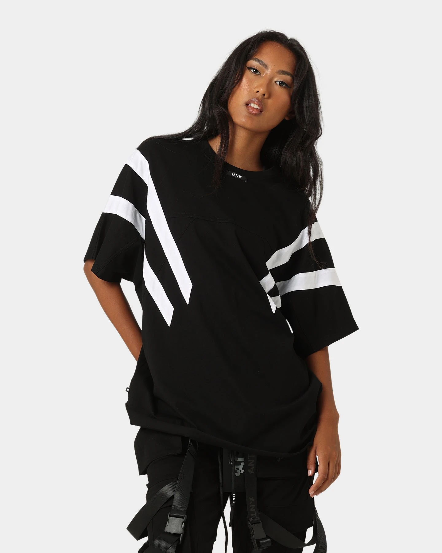 The Anti Order Tokyo Moto T-Shirt Black/White The Anti Order Tokyo Moto T-Shirt Black/White -Mitchell & Ness Shop 02042552 YB012 womens 0010