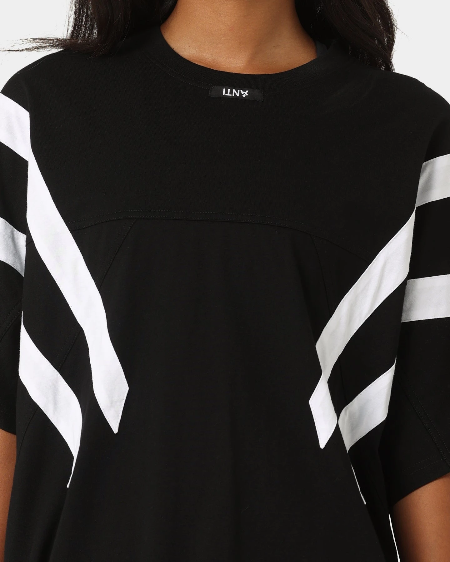 The Anti Order Tokyo Moto T-Shirt Black/White The Anti Order Tokyo Moto T-Shirt Black/White -Mitchell & Ness Shop 02042552 YB012 womens 0030