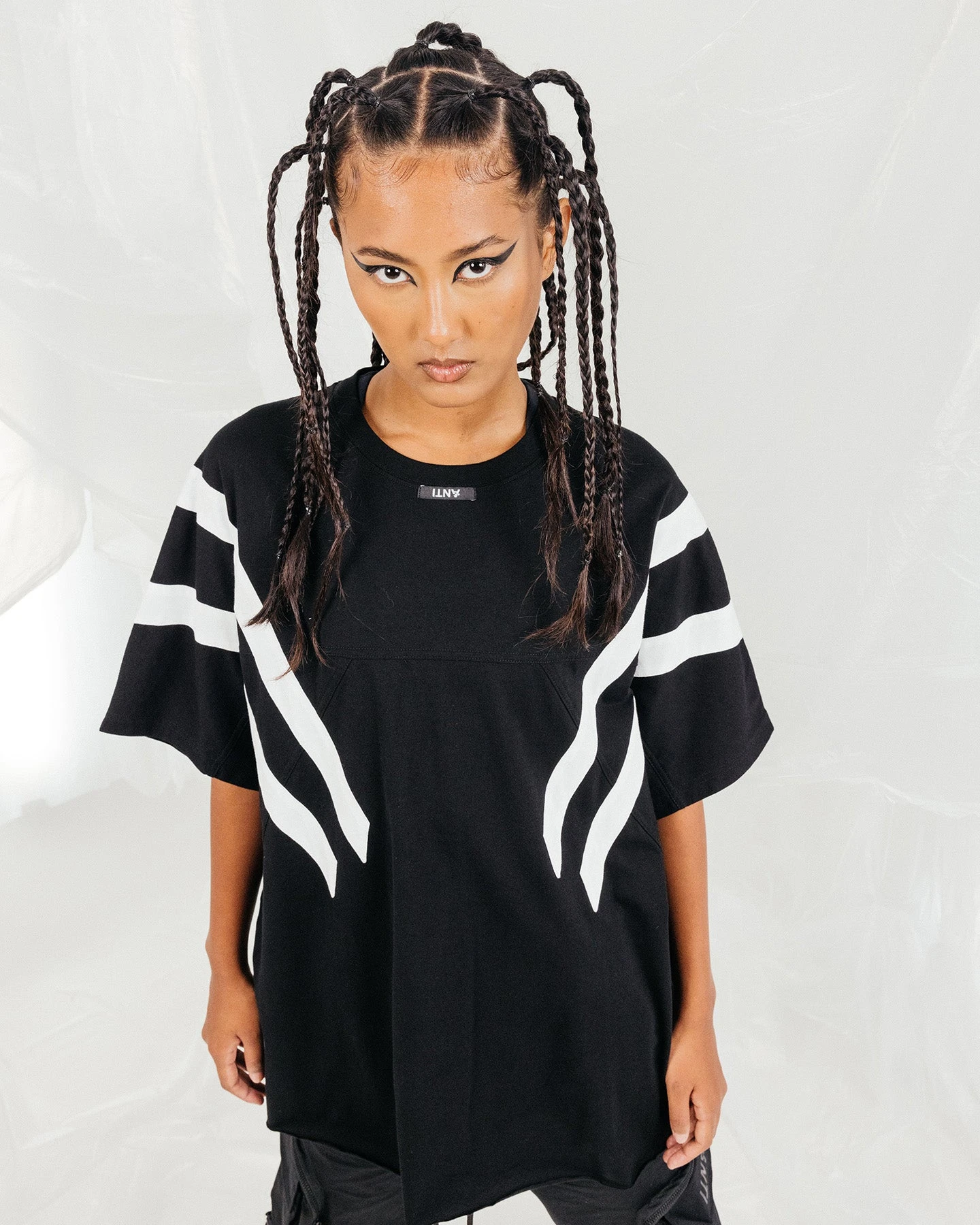 The Anti Order Tokyo Moto T-Shirt Black/White The Anti Order Tokyo Moto T-Shirt Black/White -Mitchell & Ness Shop 02042552 YB012 womens 016