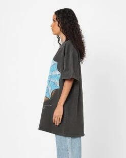 American Thrift X Warner Bros. Coyoteman Heavyweight Vintage T-Shirt Black Wash -Mitchell & Ness Shop 02046632 YB295 womens 0060