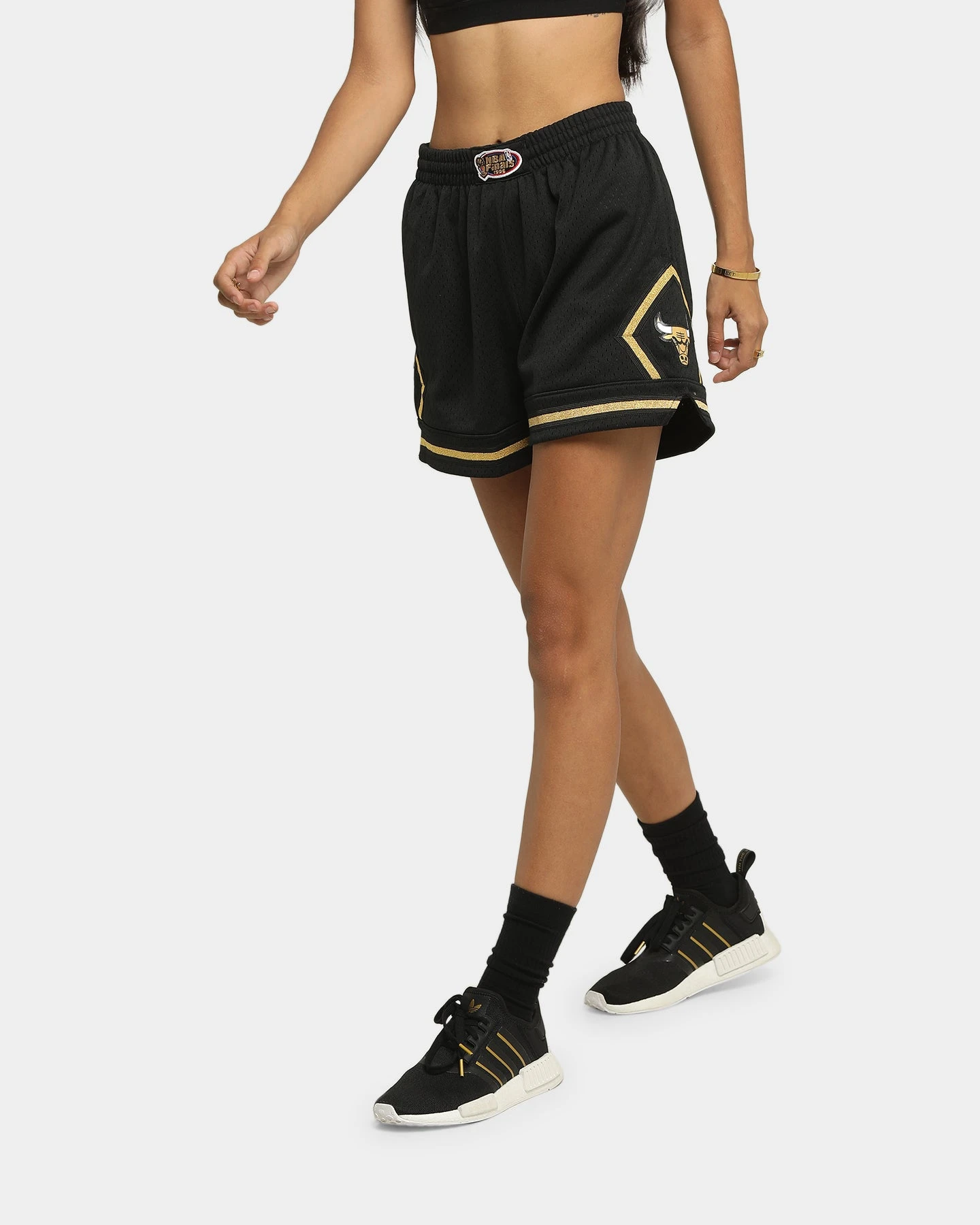 Mitchell & Ness Women's Chicago Bulls Jump Shot Short Black/Gold Mitchell & Ness Women's Chicago Bulls Jump Shot Short Black/Gold -Mitchell & Ness Shop 03005413 YB003 womens 0030