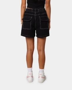 EN ES Women's Fearless Cargo Short Black -Mitchell & Ness Shop 03007215 YB001 womens 0040