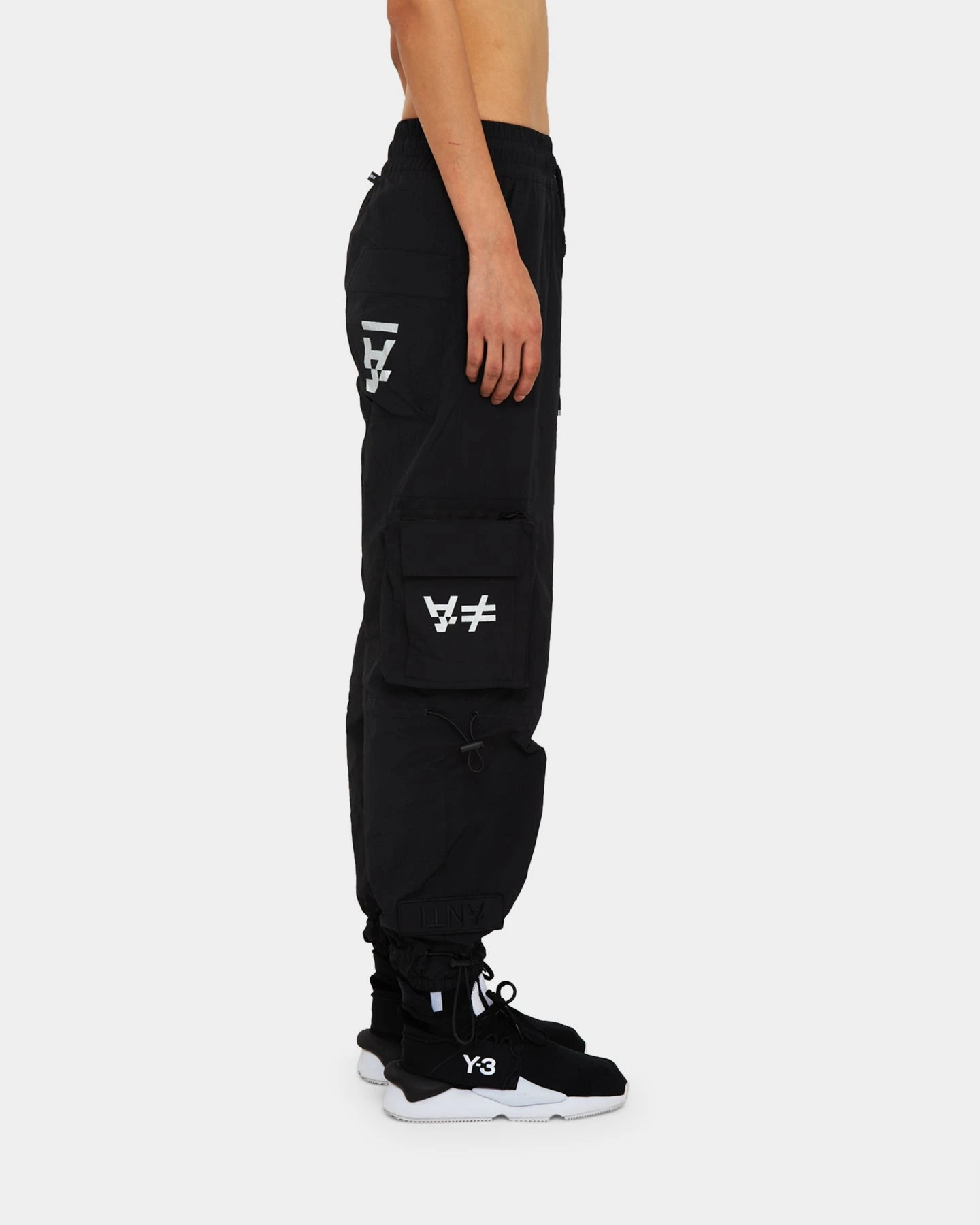 The Anti Order Future Cargo Joggers Black/3M The Anti Order Future Cargo Joggers Black/3M -Mitchell & Ness Shop 03007470 YB011 womens 0040