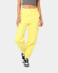 XXIII Women's Willa Cargo Pants Yellow