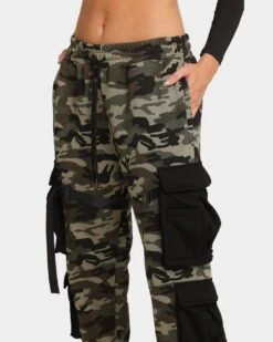 XXIII Raj Cargo Pants Camo 8 XXIII Raj Cargo Pants Camo -Mitchell & Ness Shop 03007985 YC001 womens 0070