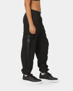 XXIII Women's Sofie Cargo Pants Black -Mitchell & Ness Shop 03008942 YB001 womens 0050