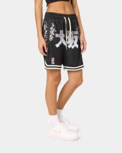 Goat Crew Cherry Blossom Shorts Black/White -Mitchell & Ness Shop 03009566 YB012 womens 0050