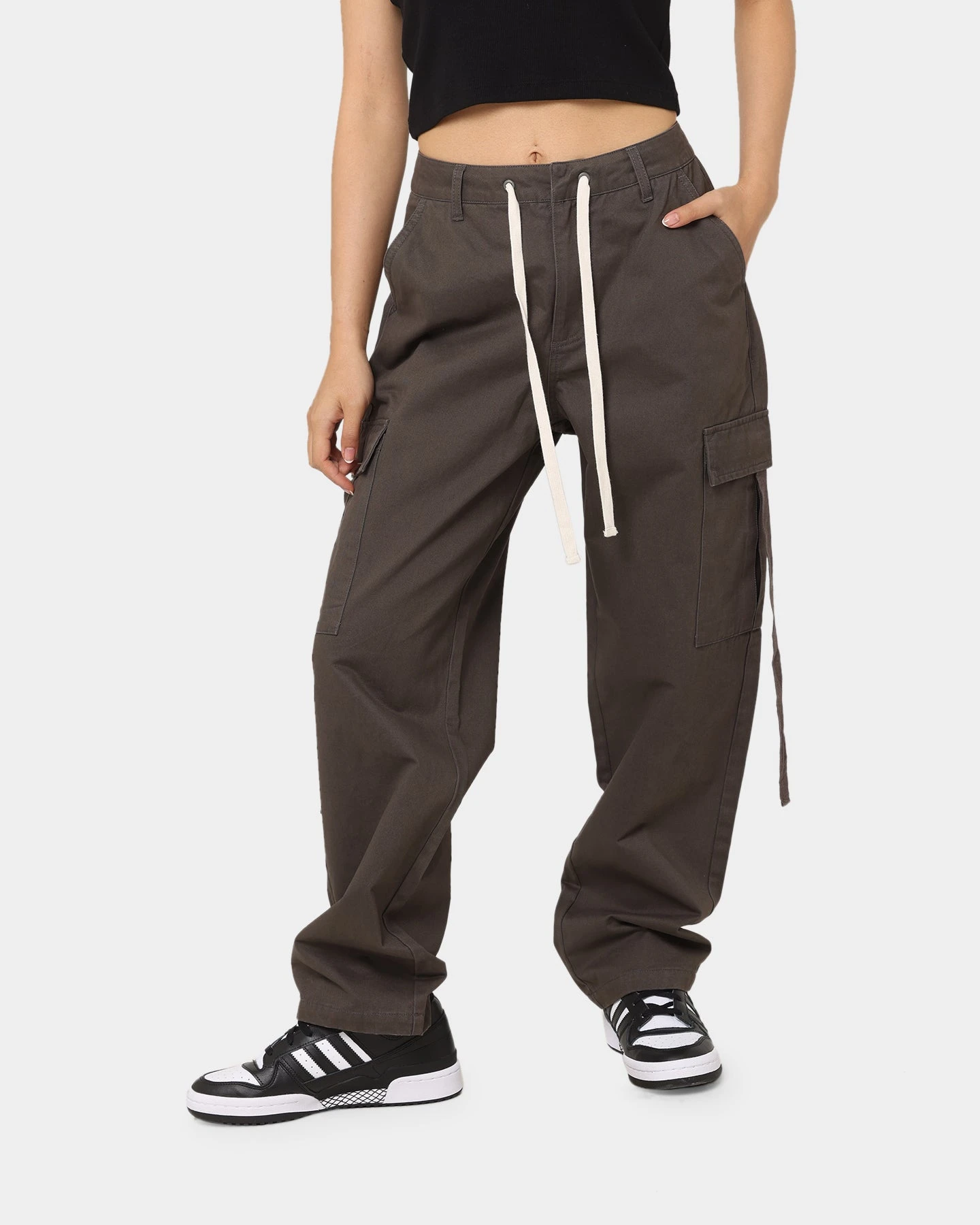 MNML Women's Baggy Cargo Pants Charcoal MNML Women's Baggy Cargo Pants Charcoal -Mitchell & Ness Shop 03010298 YC300 womens 0010