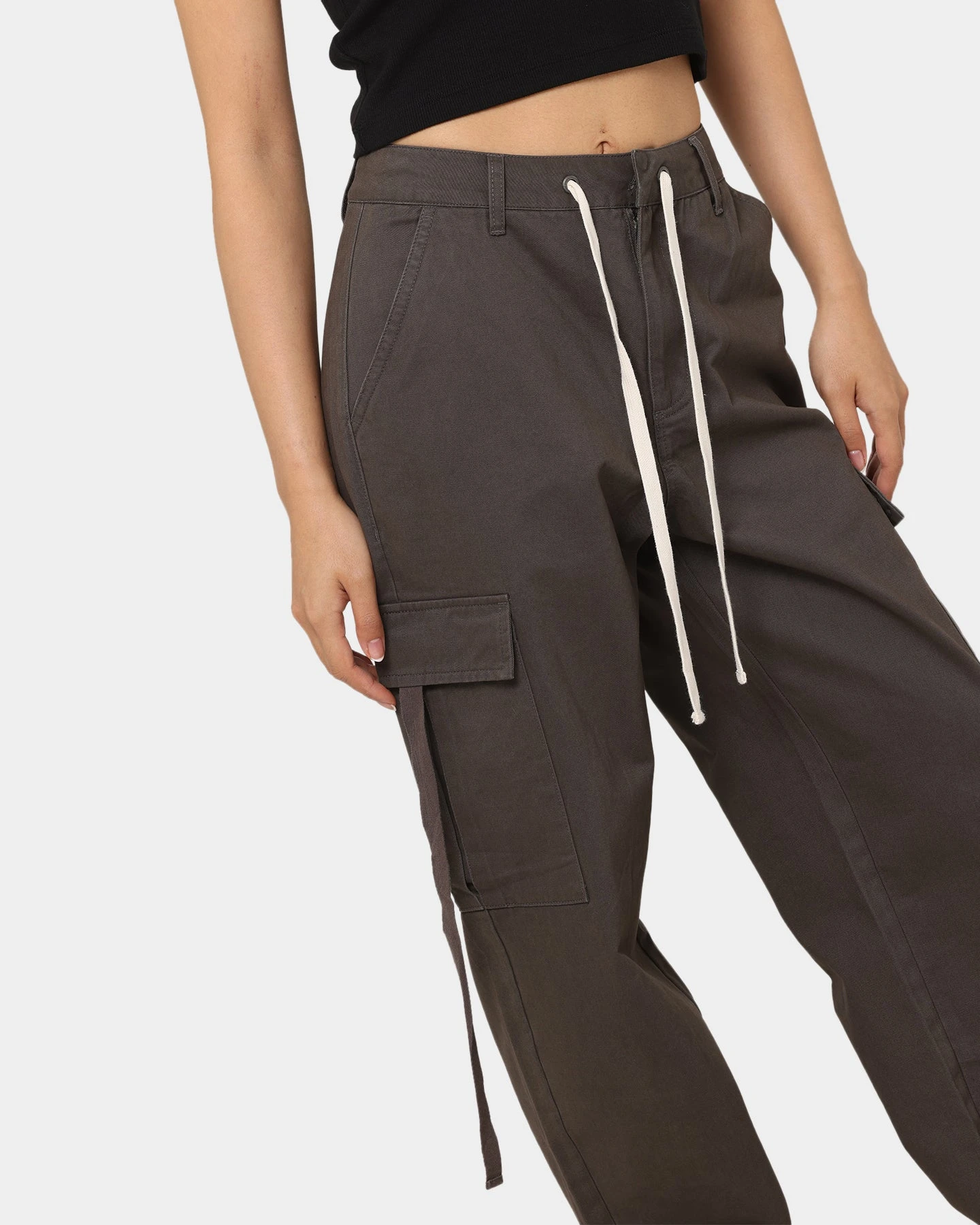 MNML Women's Baggy Cargo Pants Charcoal MNML Women's Baggy Cargo Pants Charcoal -Mitchell & Ness Shop 03010298 YC300 womens 0030