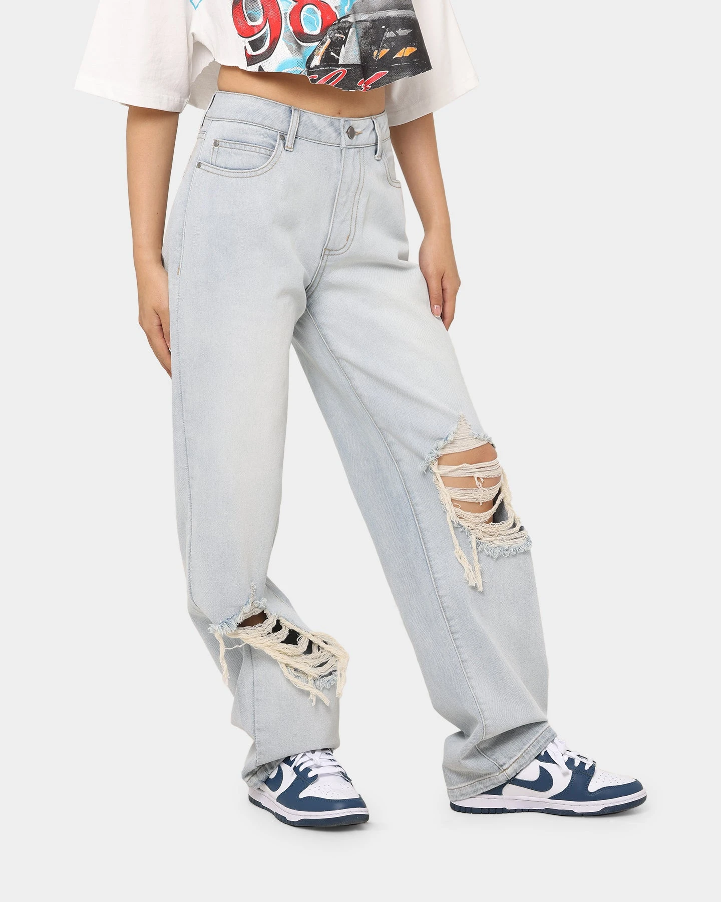 MNML Women's Baggy Distressed Jeans Vintage Blue MNML Women's Baggy Distressed Jeans Vintage Blue -Mitchell & Ness Shop 03010299 YX561 womens 0050