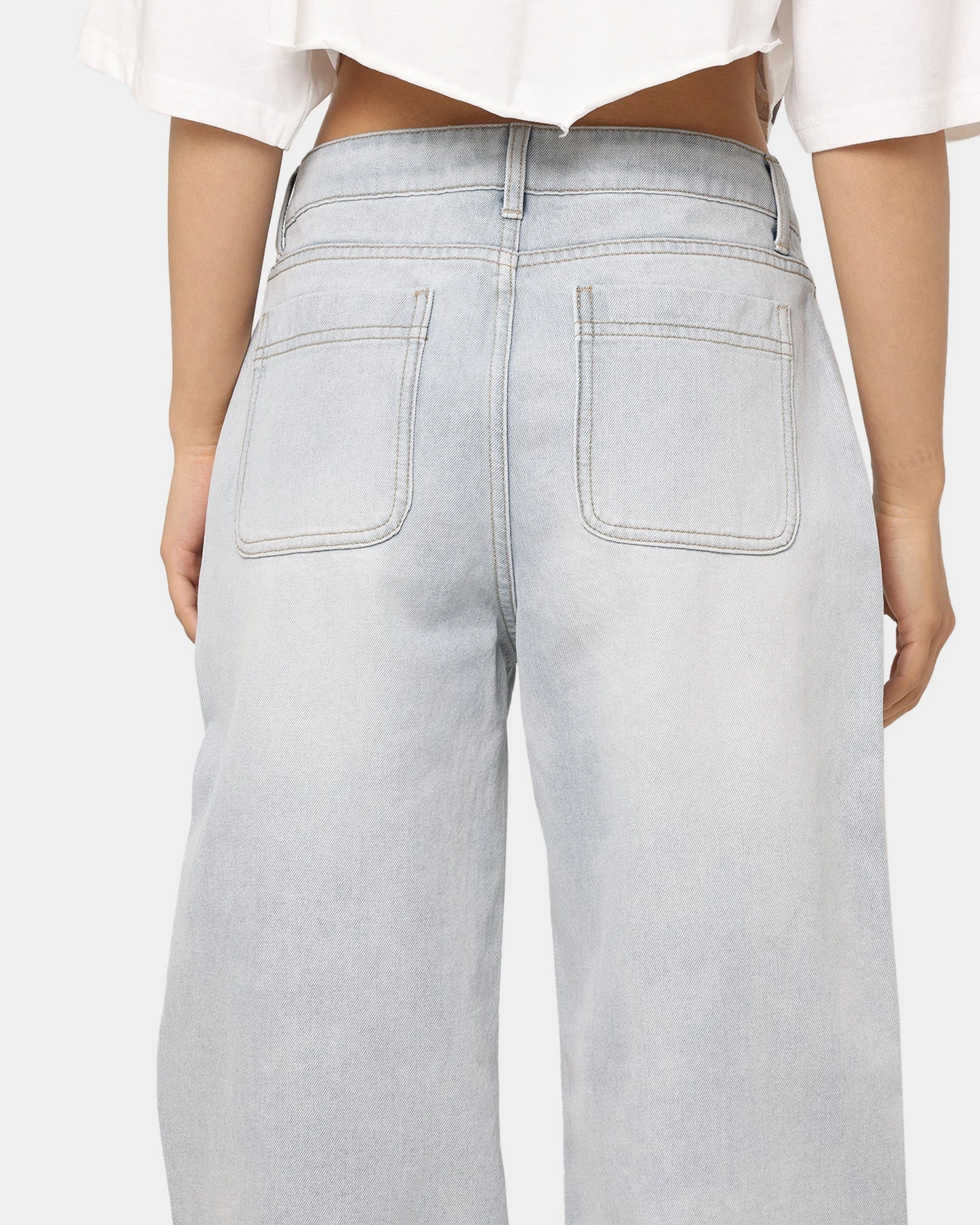 MNML Women's Baggy Distressed Jeans Vintage Blue MNML Women's Baggy Distressed Jeans Vintage Blue -Mitchell & Ness Shop 03010299 YX561 womens 0080