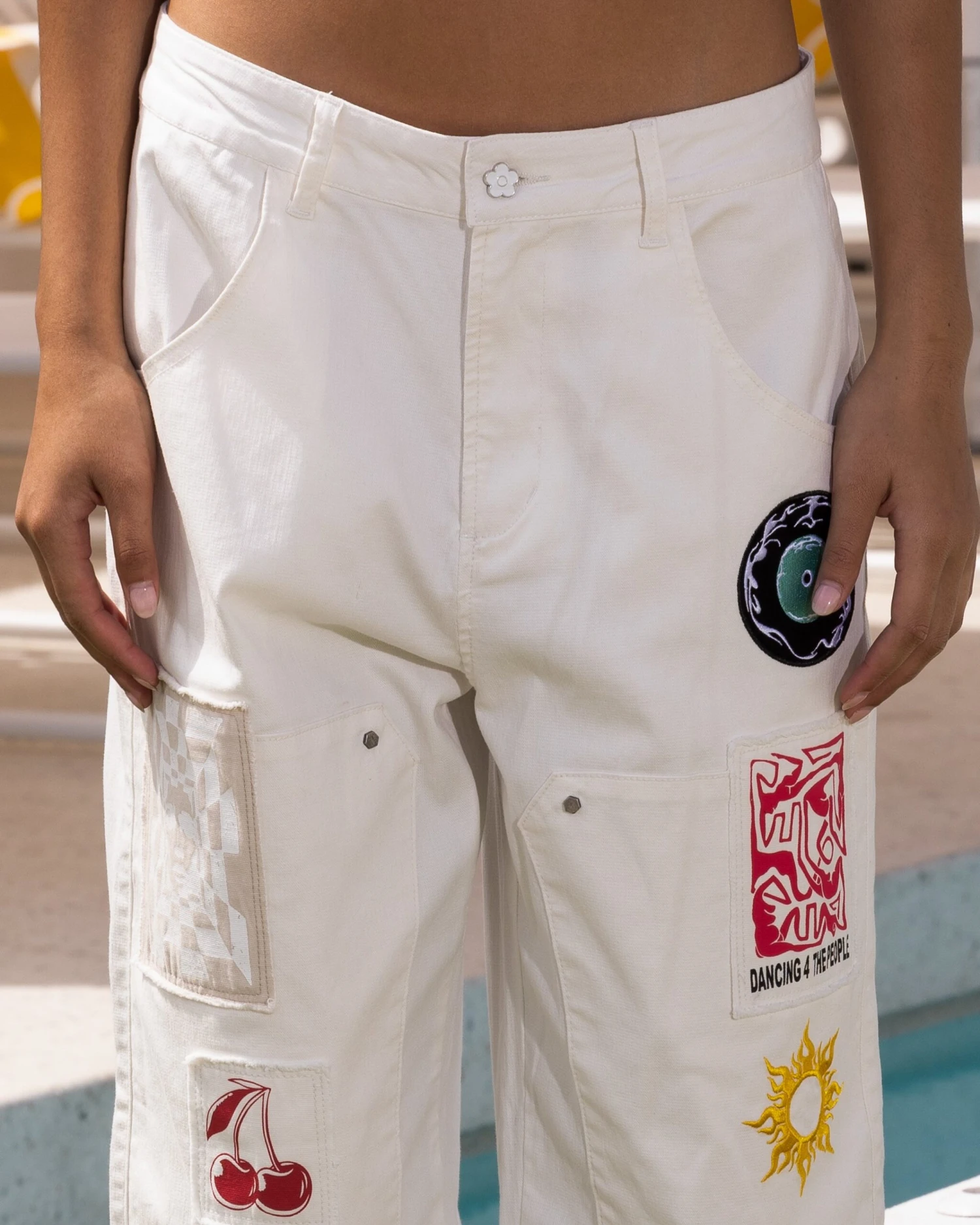 Loiter Patchwork Double Knee Pants Off White Loiter Patchwork Double Knee Pants Off White -Mitchell & Ness Shop 03011408 YO007 womens 0070 scaled