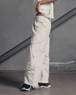 The Anti Order Hurtlocker Parachute Pants White -Mitchell & Ness Shop 03011534 YW100 womens 0040