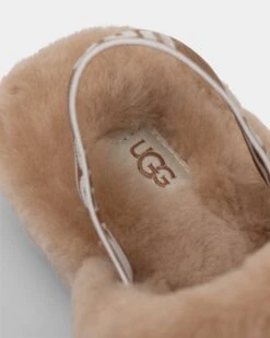 Ugg Boots Women's Fluff Yeah Slide Chestnut -Mitchell & Ness Shop 05010700 YC060 default 0080