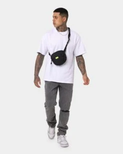 HUF Bunker Shoulder Bag Black 4 HUF Bunker Shoulder Bag Black -Mitchell & Ness Shop 06009460 YB001 mens 0020