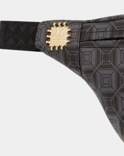 Sprayground AI4 Diamond Crossbody Bum Bag Black/Gold -Mitchell & Ness Shop 06009781 YB003 default 0040