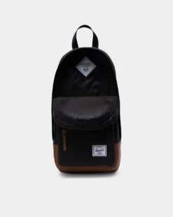 Herschel Bag Co Heritage Shoulder Bag Black/Tan -Mitchell & Ness Shop 06010308 YB023 default 0040 3a3a194a 7b47 4b54 a9a8 a58bf3d5792e