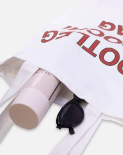 Secret Club Bootleg Goochi Tote Bag Creme -Mitchell & Ness Shop 06010863 YC624 default 0030 6aaf5ab9 03b1 4b78 9648 39de36ff776e