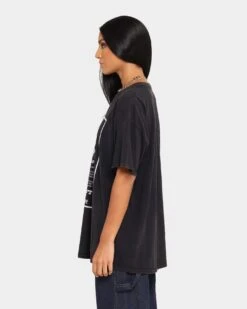 Ice Cube Amerikkkas Most Wanted T-Shirt Black Wash -Mitchell & Ness Shop 08000690 YB295 womens 0060