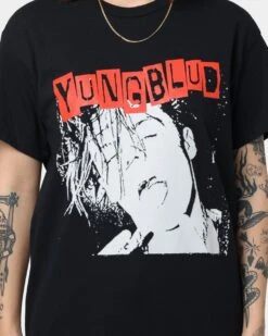 YUNGBLUD Universal Music X YUNGBLUD Stencil Photo T-Shirt Black -Mitchell & Ness Shop 08001075 YB001 womens 0030