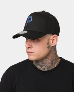 New Era Pittsburgh Pirates 'Metal Badge' 9FORTY K-Frame Snapback Black/Iridescent 9 New Era Pittsburgh Pirates 'Metal Badge' 9FORTY K-Frame Snapback Black/Iridescent -Mitchell & Ness Shop 194457736442 default 0100
