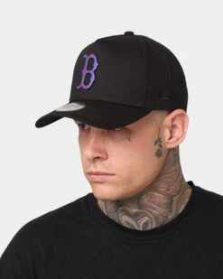 New Era Boston Red Sox Metal Badge 9FORTY K-Frame Snapback Black/Iridescent -Mitchell & Ness Shop 194457736626 mens 0100