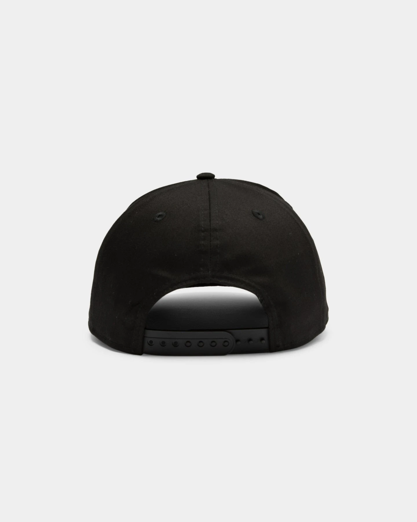 New Era Men's Chicago Bulls Mini Logo Old Golfer Snapback Black/OTC New Era Men's Chicago Bulls Mini Logo Old Golfer Snapback Black/OTC -Mitchell & Ness Shop 194848930459 default 0020