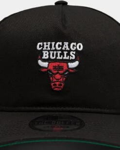 New Era Men's Chicago Bulls Mini Logo Old Golfer Snapback Black/OTC 7 New Era Men's Chicago Bulls Mini Logo Old Golfer Snapback Black/OTC -Mitchell & Ness Shop 194848930459 default 0050