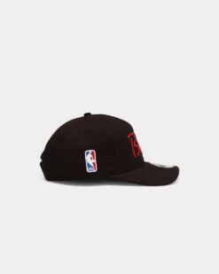 New Era Chicago Bulls Script Old Golfer Snapback Black 4 New Era Chicago Bulls Script Old Golfer Snapback Black -Mitchell & Ness Shop 195131791337 default 0040