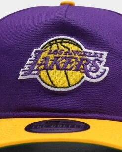 New Era Los Angeles Lakers Old Golfer Snapback Purple/Yellow 7 New Era Los Angeles Lakers Old Golfer Snapback Purple/Yellow -Mitchell & Ness Shop 195488150696 default 0060