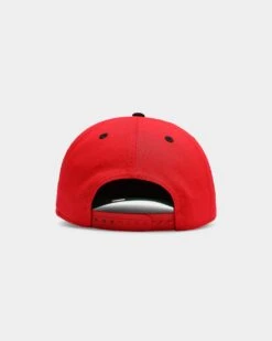 New Era Chicago Bulls Old Golfer Snapback Red/Black 4 New Era Chicago Bulls Old Golfer Snapback Red/Black -Mitchell & Ness Shop 195488150856 default 0030