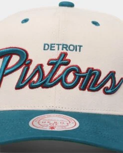 Mitchell & Ness Detroit Pistons "Cream Team Script" Pro Crown Snapback Cream 7 Mitchell & Ness Detroit Pistons "Cream Team Script" Pro Crown Snapback Cream -Mitchell & Ness Shop 195563494431 default 0050 0a5c92ec c87b 442d b7d2 3d3994905850