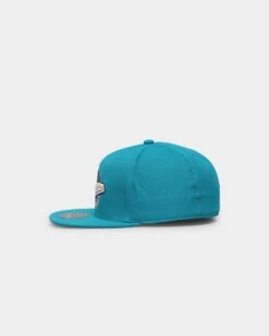 Mitchell & Ness Detroit Pistons 'Team Ground 2.0 Hardwood Classics' Fitted Teal -Mitchell & Ness Shop 195563745168 default 0040